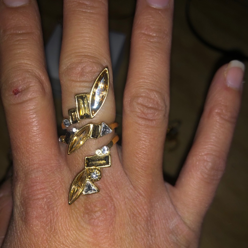 Henri Bendel Ring